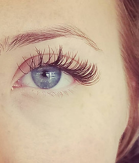 Entourage Salon Lash Extensions